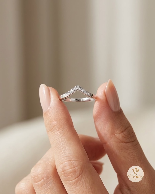 Elegant Diamond Chevron Wishbone Finger Ring