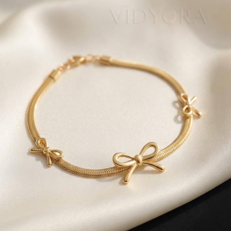 Elegance Bow Gold-Finish Bracelet