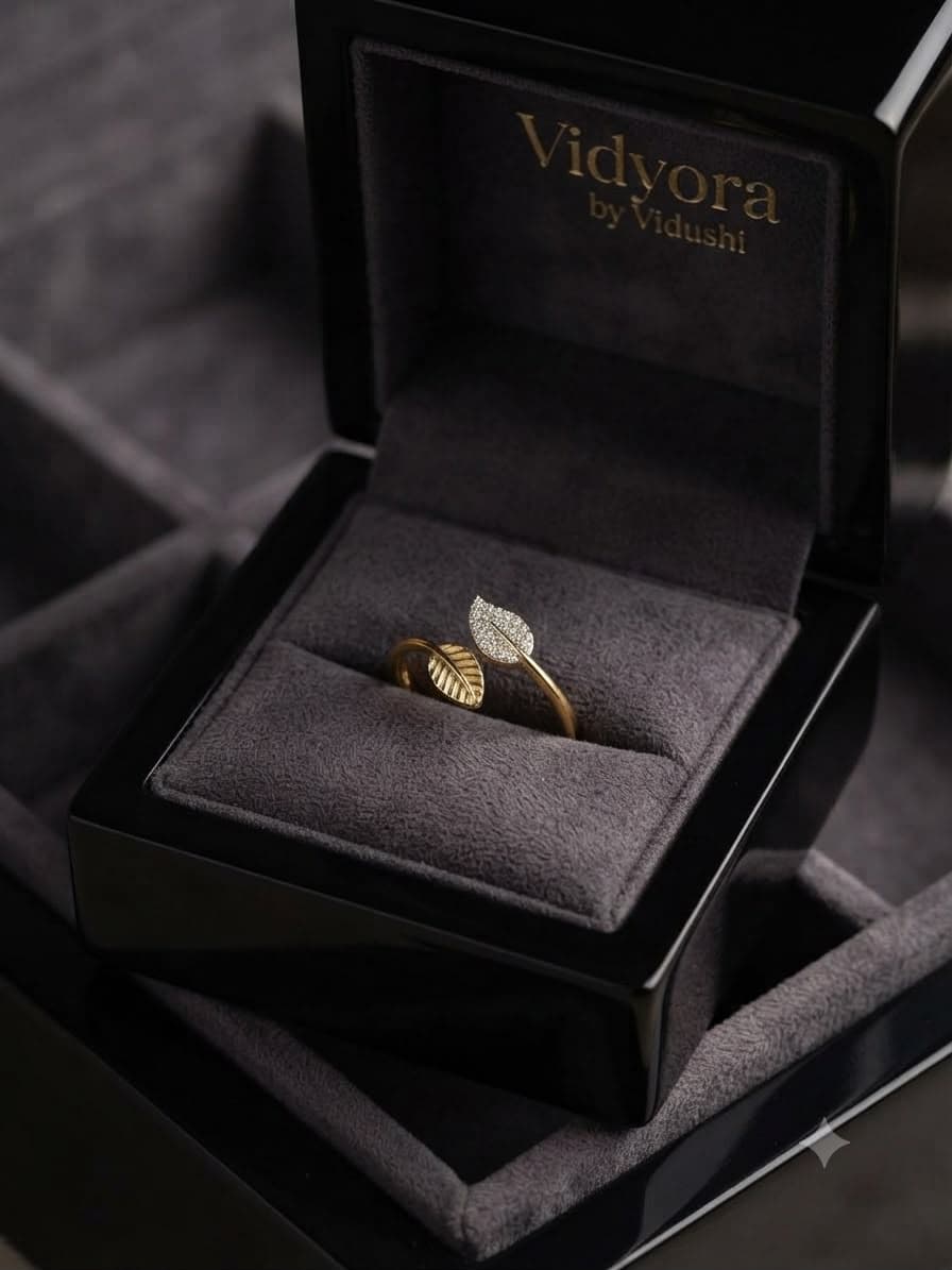 Vidyora Graceful Leaf Adjustable Finger Ring