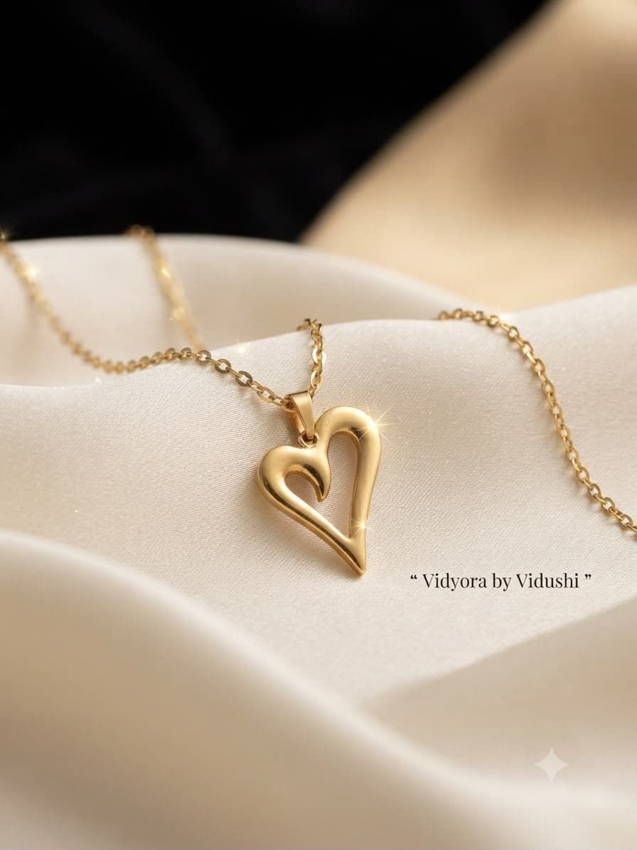 Vidyora Elegance Heart Pendant Necklace